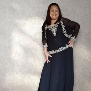 J Kara Beaded Formal Evening Gown with Sheer Jacket - Size 14 - Black/Silver